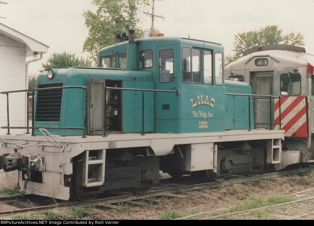 Louisville, New Albany & Corydon RR (LNAC) #1951